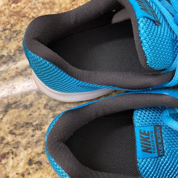 Nike training flex gym shoes size 7.5 - Picture 4 of 6